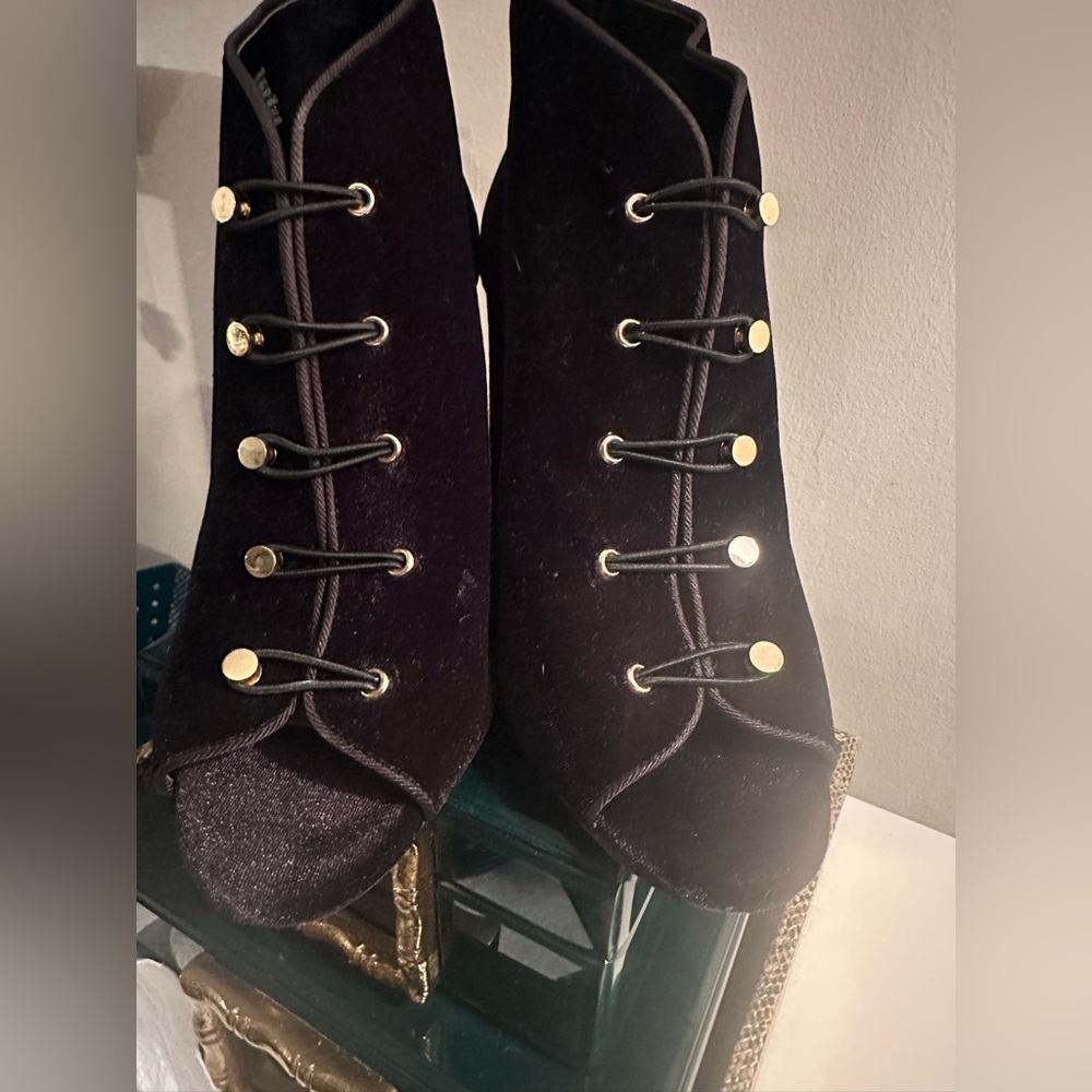 Vince Camuto, black peep toe booty with gold buttons square heel. Size 8 1/2.